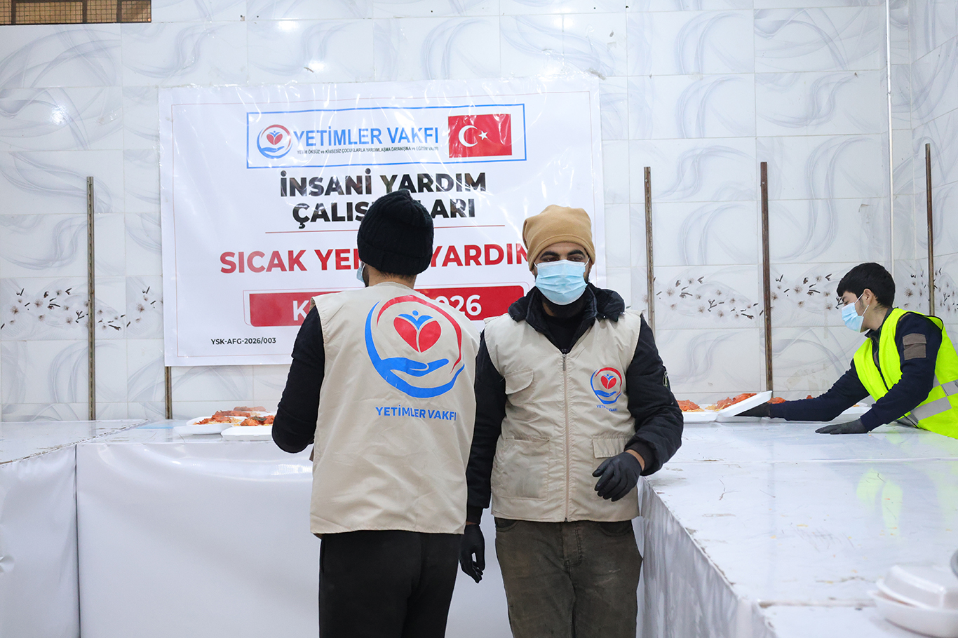 Yetimler Vakfı’ndan Kobani’de sivil halka insani yardım