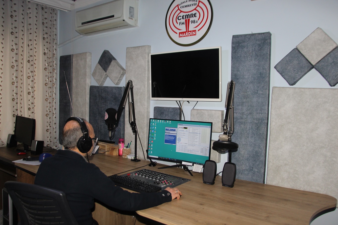 Cemre FM Yayın Yönetmeni Tutak: Yayınlarımızla dinleyicilerimizin ahlaklı ve iradeli bireyler yetişmesi amacını taşıyoruz