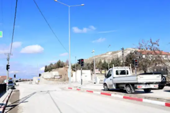 Malatya'da trafiğin yoğun olduğu noktalara sinyalizasyon sistemi kuruluyor