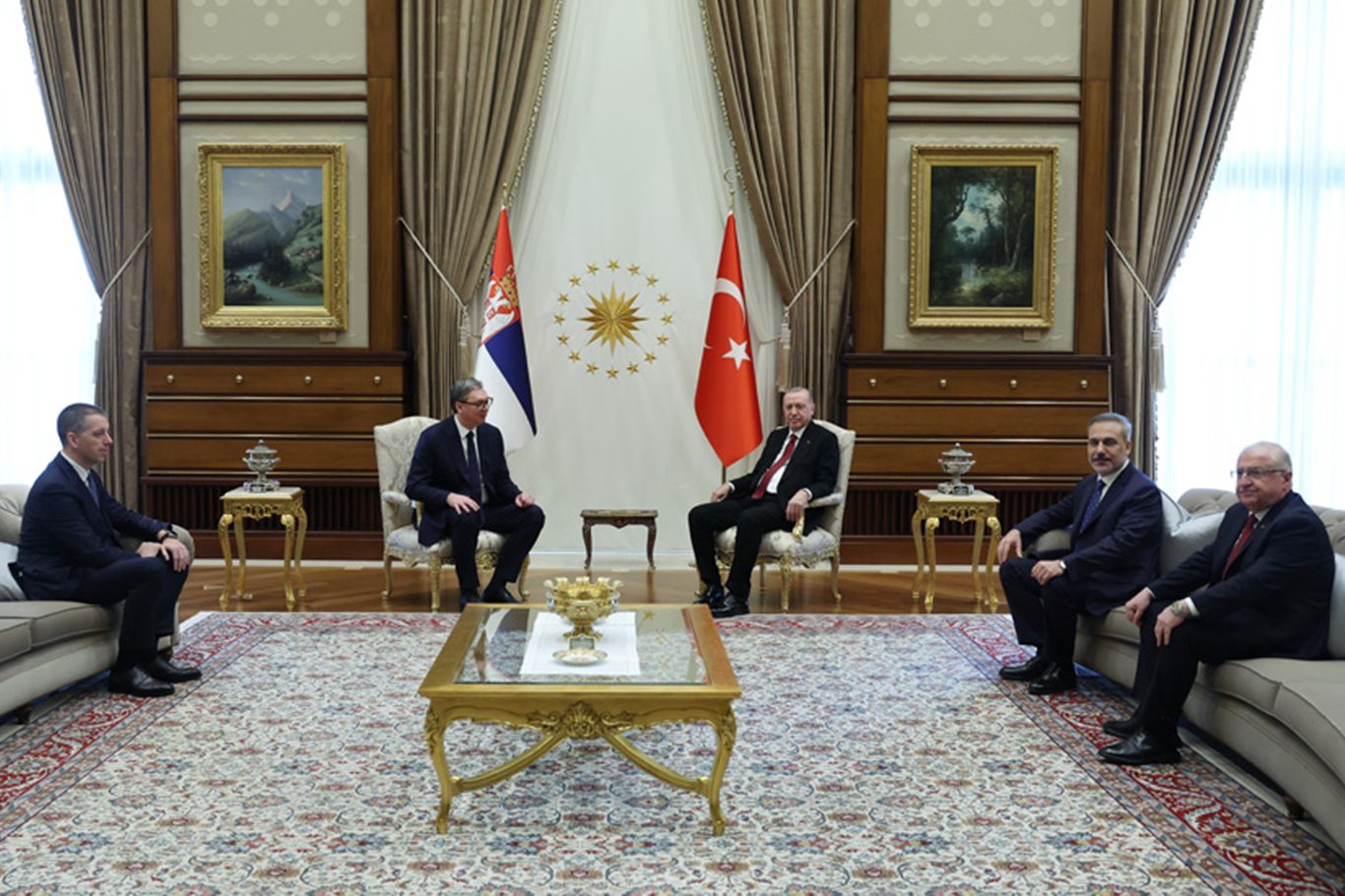 Sırbistan Cumhurbaşkanı Vucic, Cumhurbaşkanlığı Külliyesinde