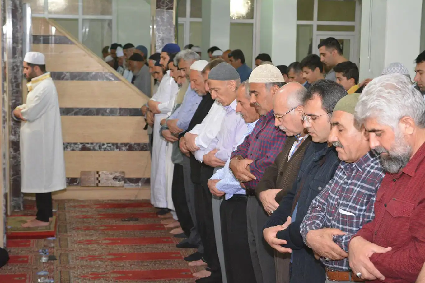 Batman'da hatimle teravih namazı kılınacak camiler belirlendi