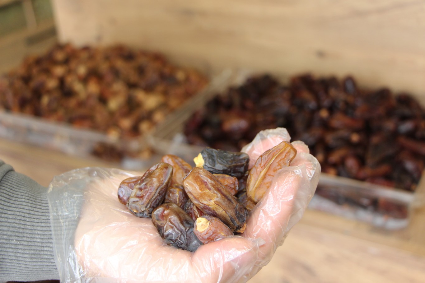 Ramazanda hurma alırken boykota dikkat