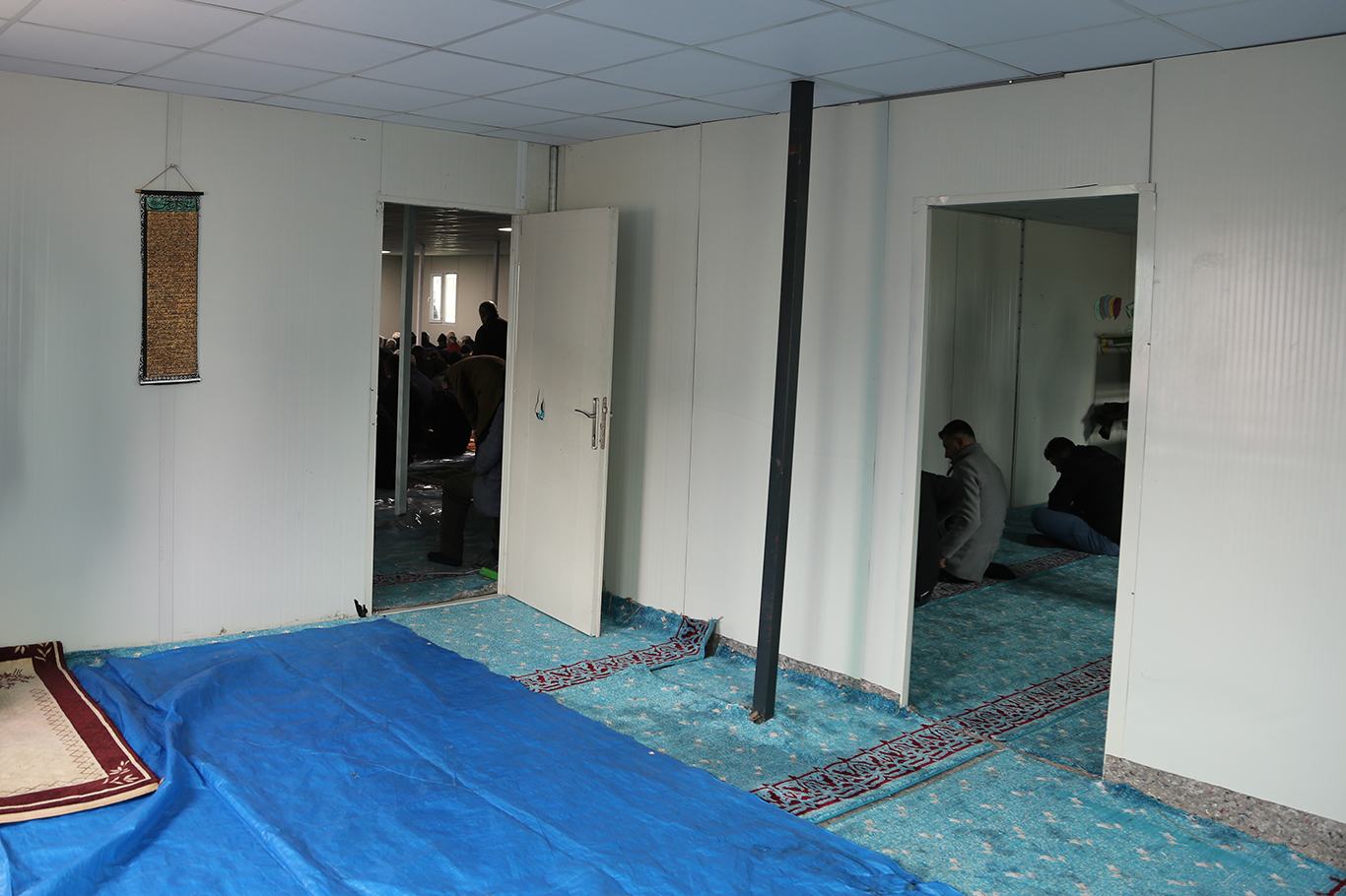 Oğlaklı sakinleri: Camilerimizin bakım ve onarımı yapılsın, inşaları tamamlansın