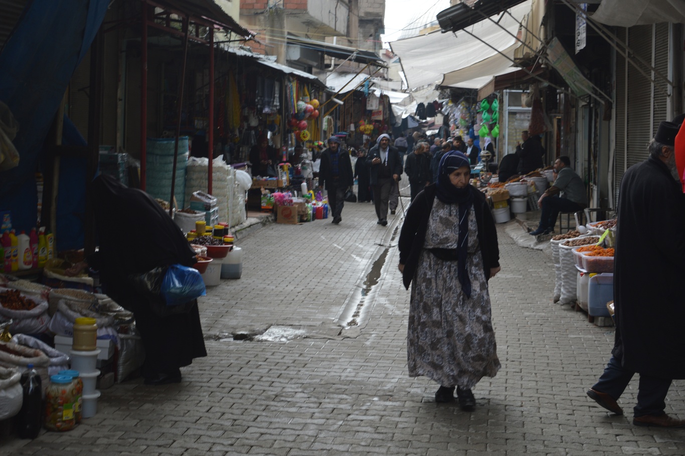 Siirt’te Ramazan bereketi: Tahine yoğun ilgi, esnaf fiyat düşürdü
