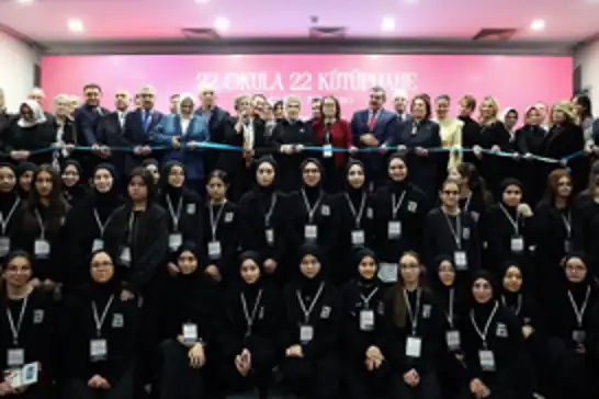 Emine Erdoğan 22 okul kütüphanesinin açılışını yaptı