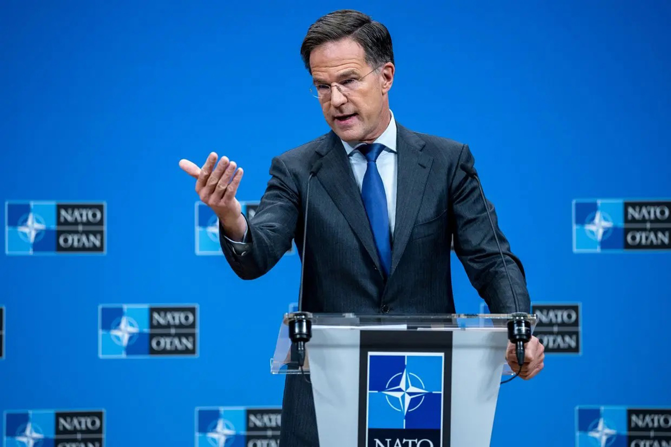 روته يدعو الاتحاد الأوروبي إلى تجنب تزويد أوكرانيا بأسلحة غير ضرورية