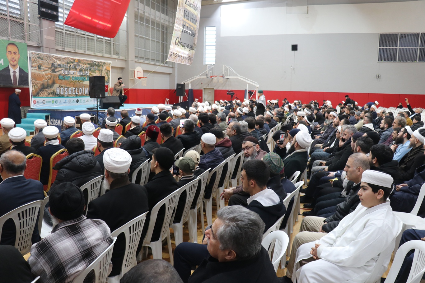 Karadaği: Ümmetin birliği bugün fiili zorunluluk haline gelmiştir