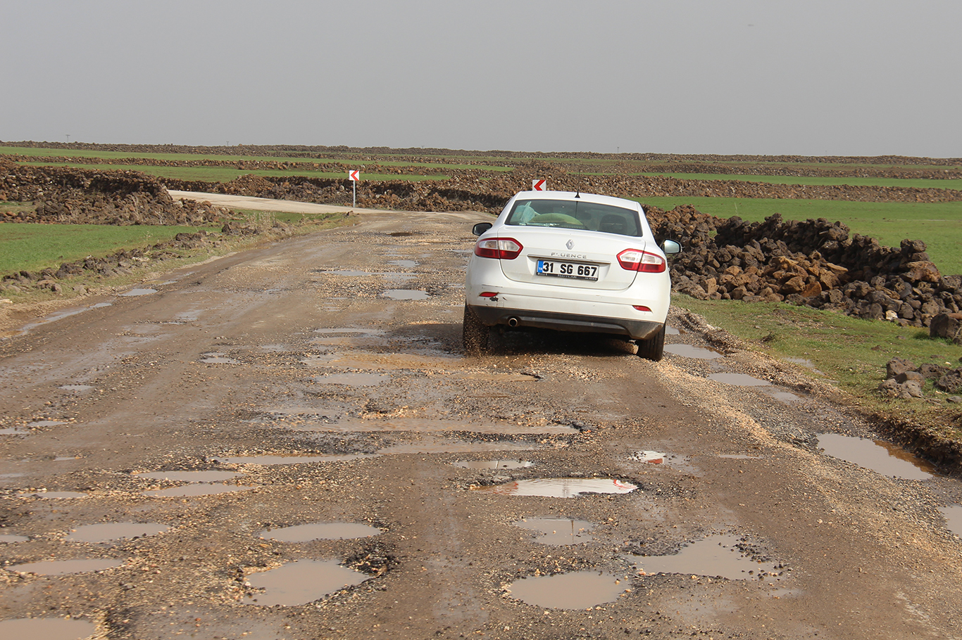 HÜDA PAR Çınar İlçe Başkanından çağrı: Kırsaldaki grup yollarına gerekli bakım ve onarım yapılmalı