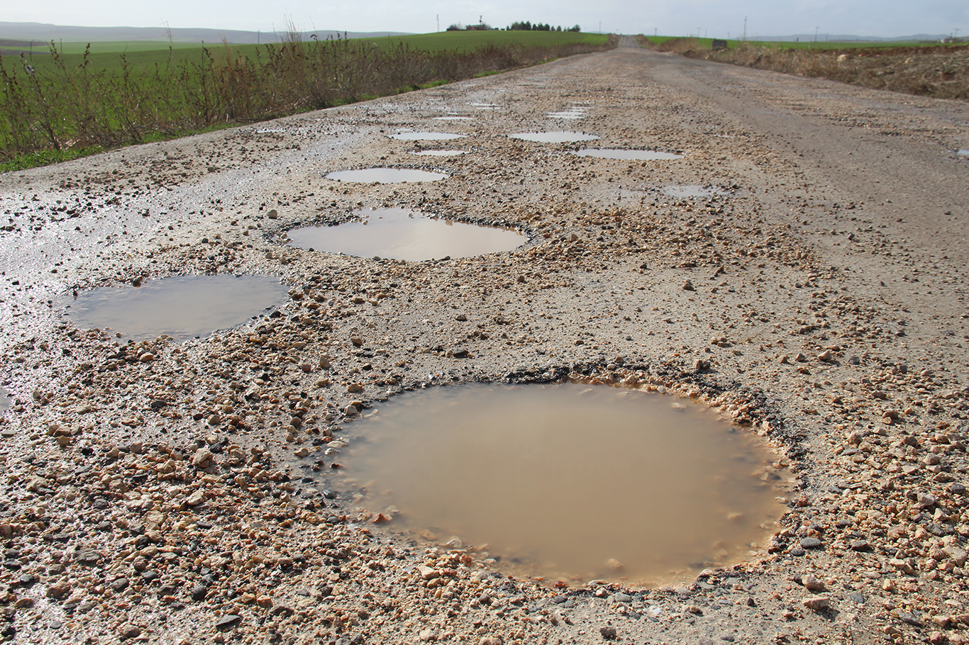 HÜDA PAR Çınar İlçe Başkanından çağrı: Kırsaldaki grup yollarına gerekli bakım ve onarım yapılmalı