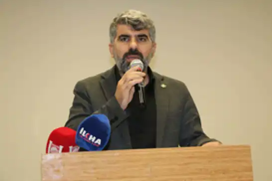 Faruk Dinç'ten gençlik uyarısı: Yozlaşmıyorlar, bilinçli şekilde yozlaştırılıyorlar