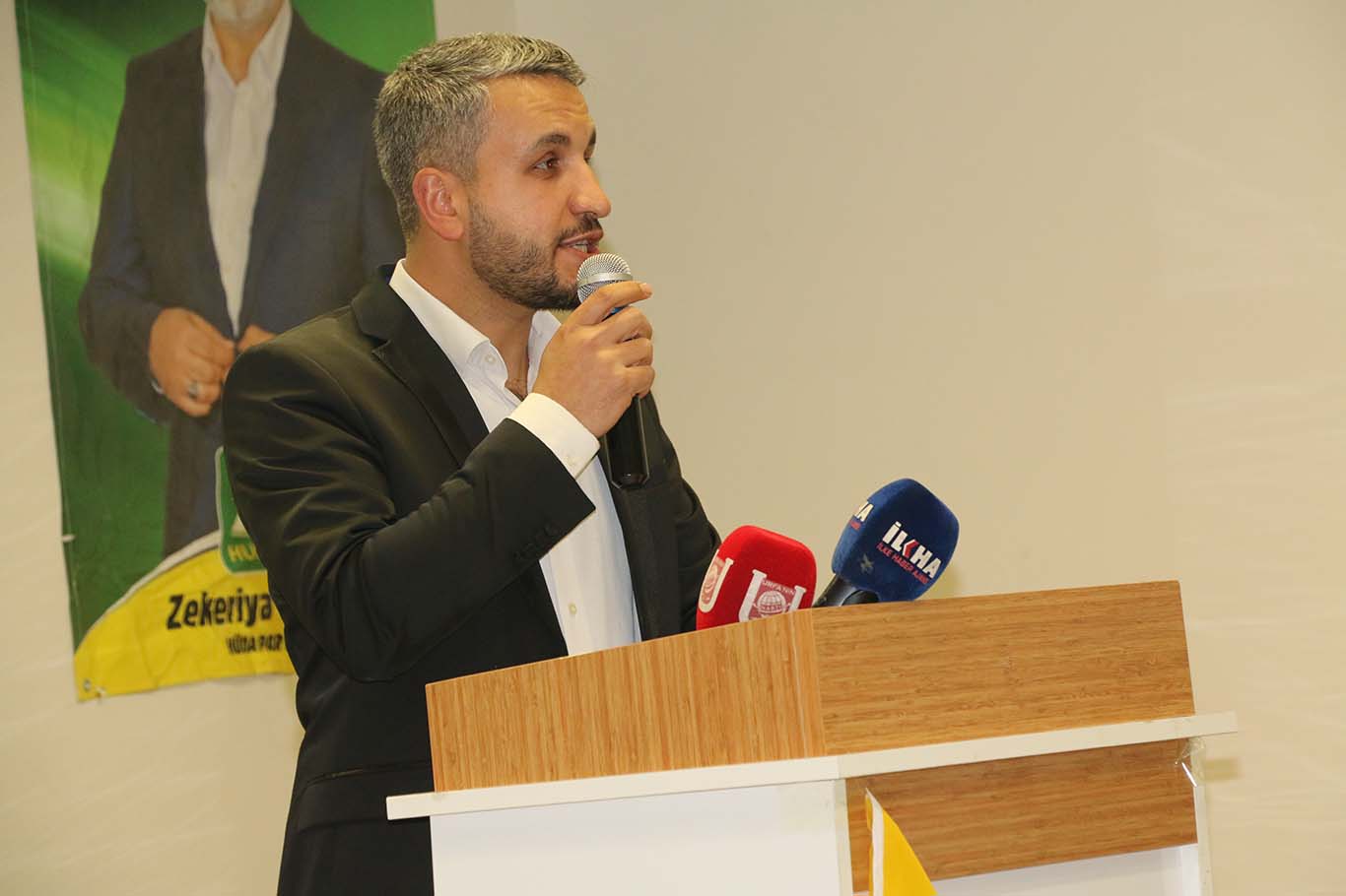 Faruk Dinç'ten gençlik uyarısı: Yozlaşmıyorlar, bilinçli şekilde yozlaştırılıyorlar