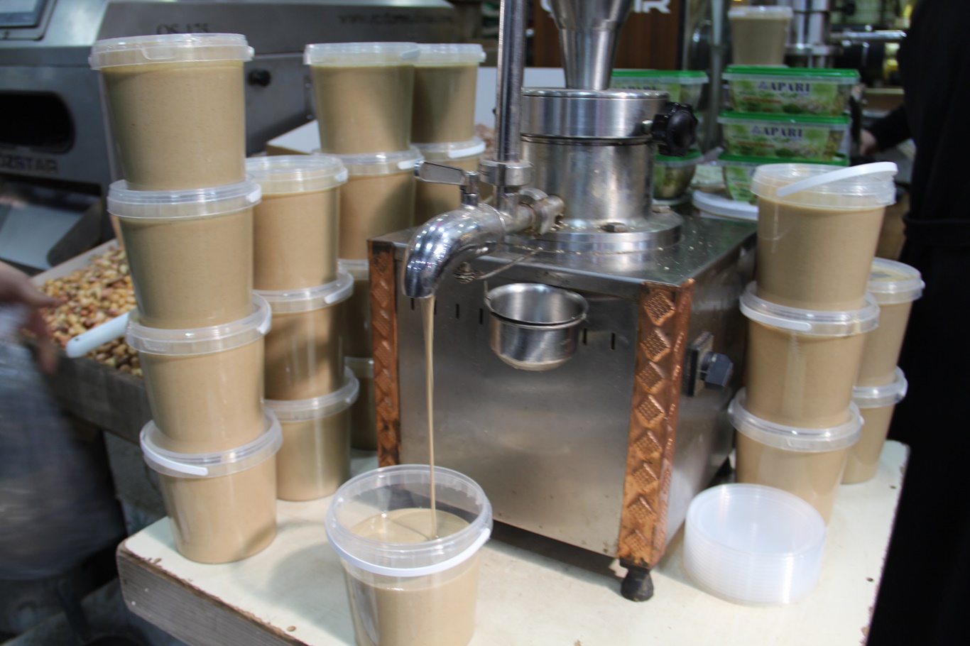 Esnaf Ramazan hazırlıklarını tamamladı: Sahur ve iftar sofralarının vazgeçilmezleri tezgahlarda