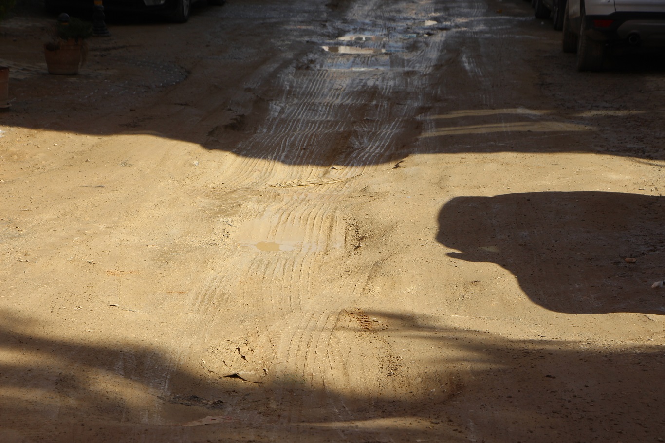 Mardin halkı: İki yıldır bitmeyen altyapı çalışmaları nedeniyle yollar köstebek yuvasına döndü