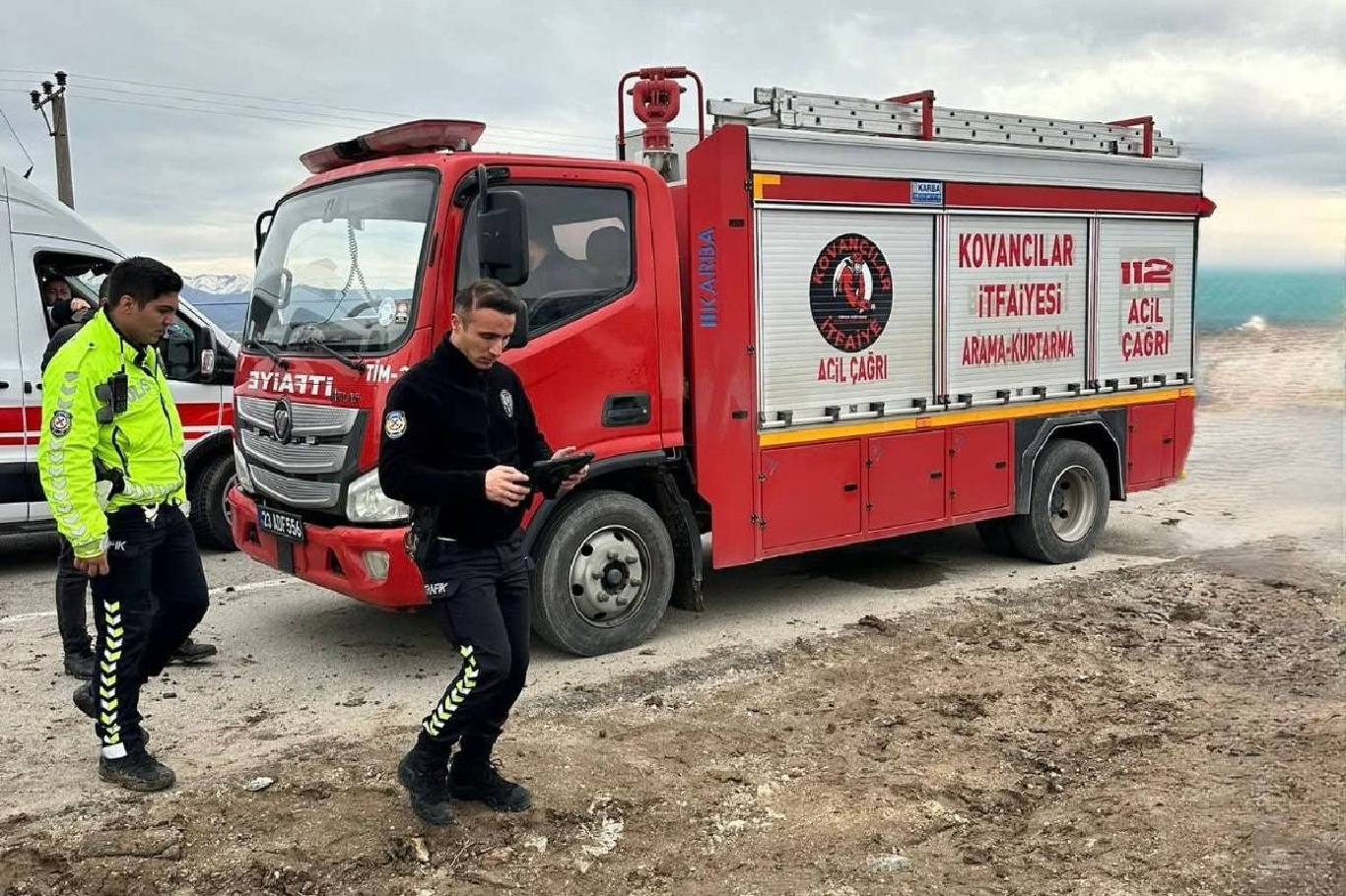 Kovancılar’da trafik kazası: 1’i ağır 2 yaralı