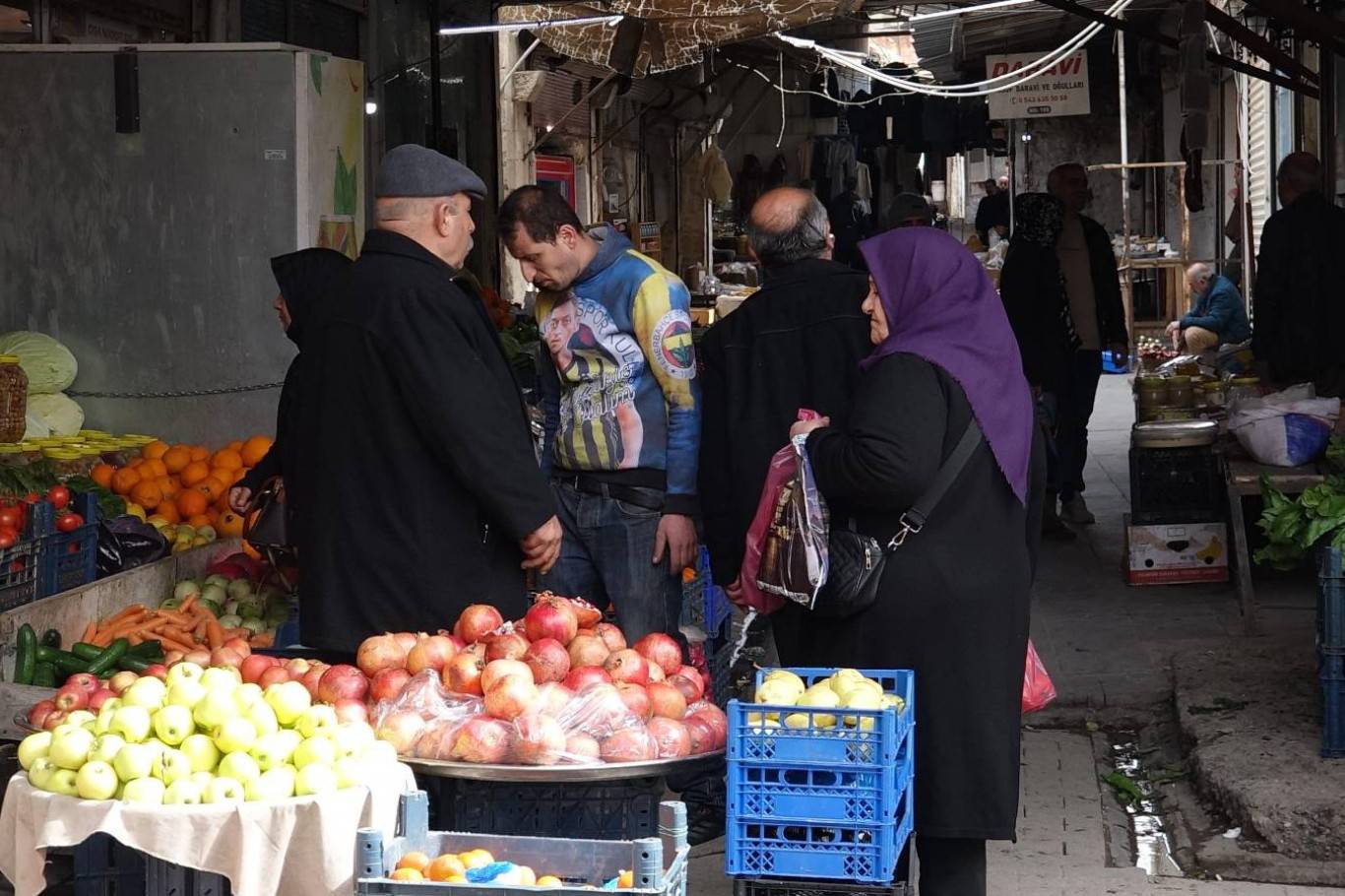 Mardin'de Ramazan hazırlıkları için alışveriş yoğunluğu başladı