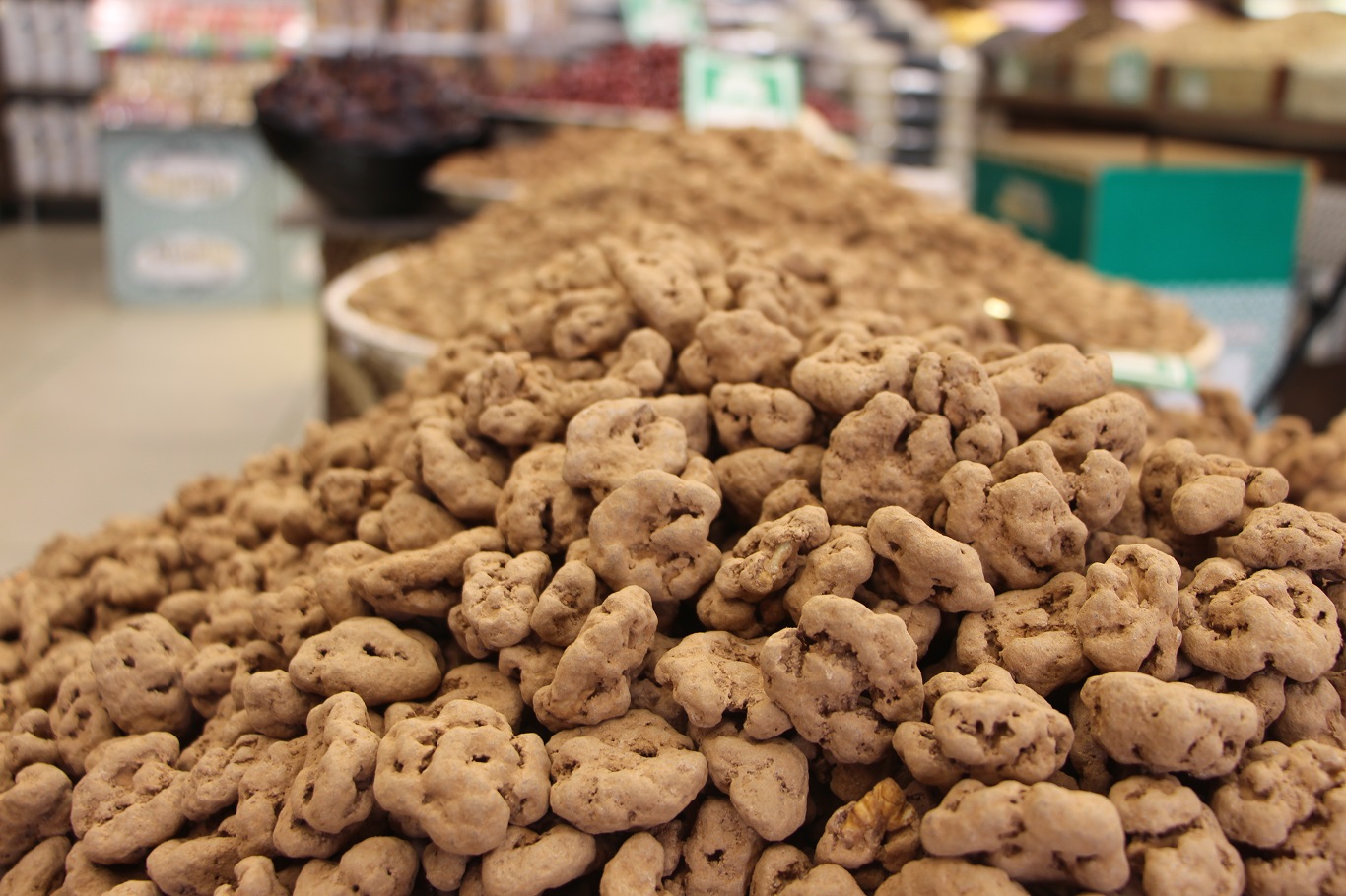 Mardin'de Ramazan hazırlıkları için alışveriş yoğunluğu başladı