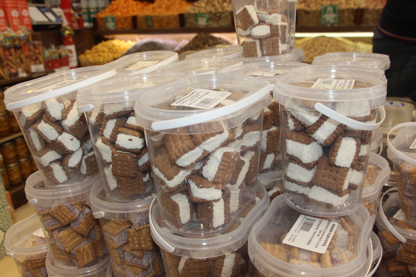 Mardin'de Ramazan hazırlıkları için alışveriş yoğunluğu başladı