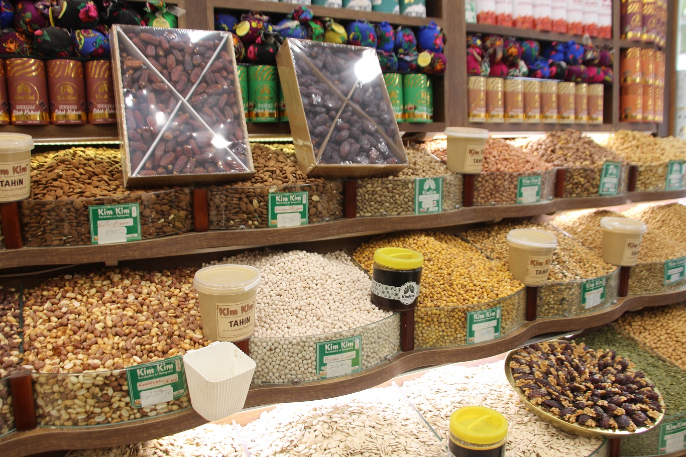 Mardin'de Ramazan hazırlıkları için alışveriş yoğunluğu başladı