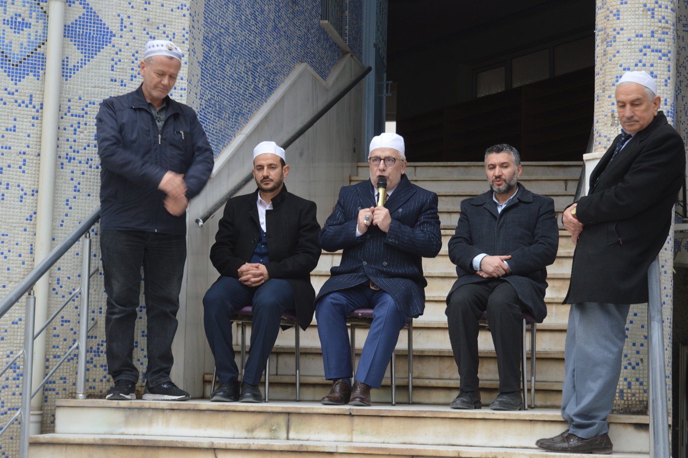 Siirt’te umreye gidenler gözyaşlarıyla uğurlandı