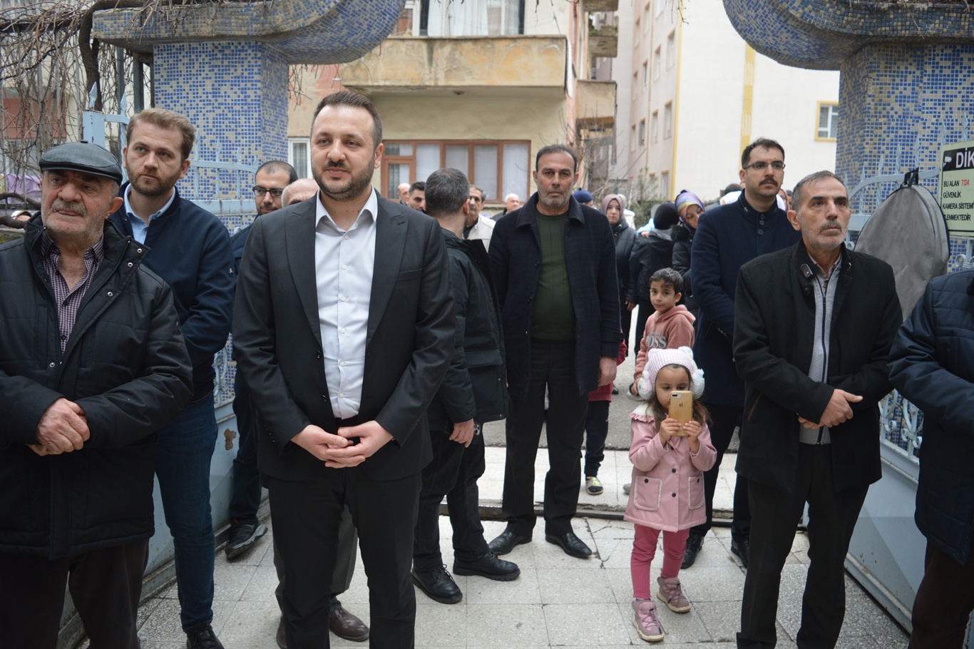 Siirt’te umreye gidenler gözyaşlarıyla uğurlandı