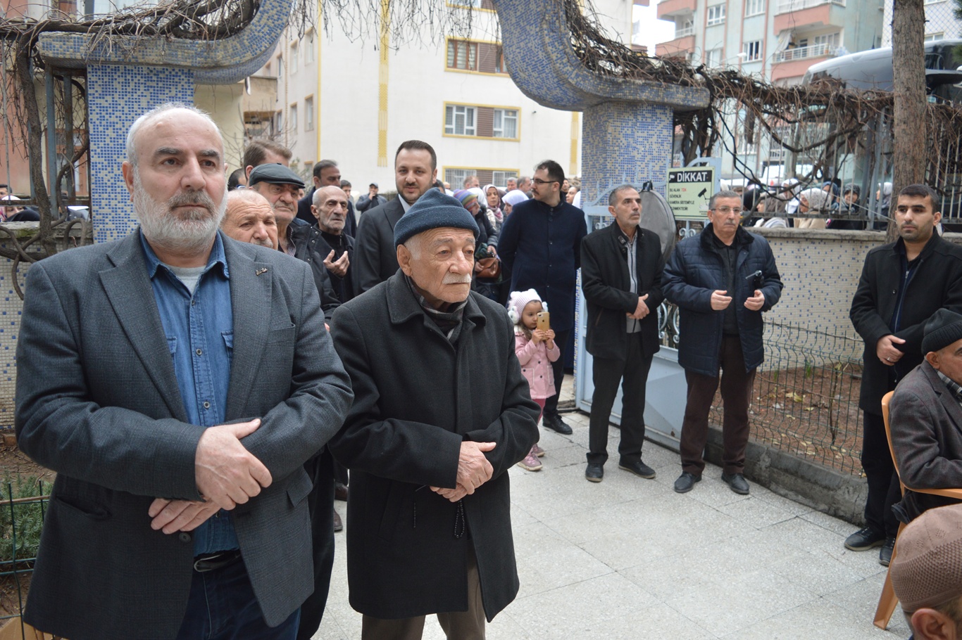 Siirt’te umreye gidenler gözyaşlarıyla uğurlandı