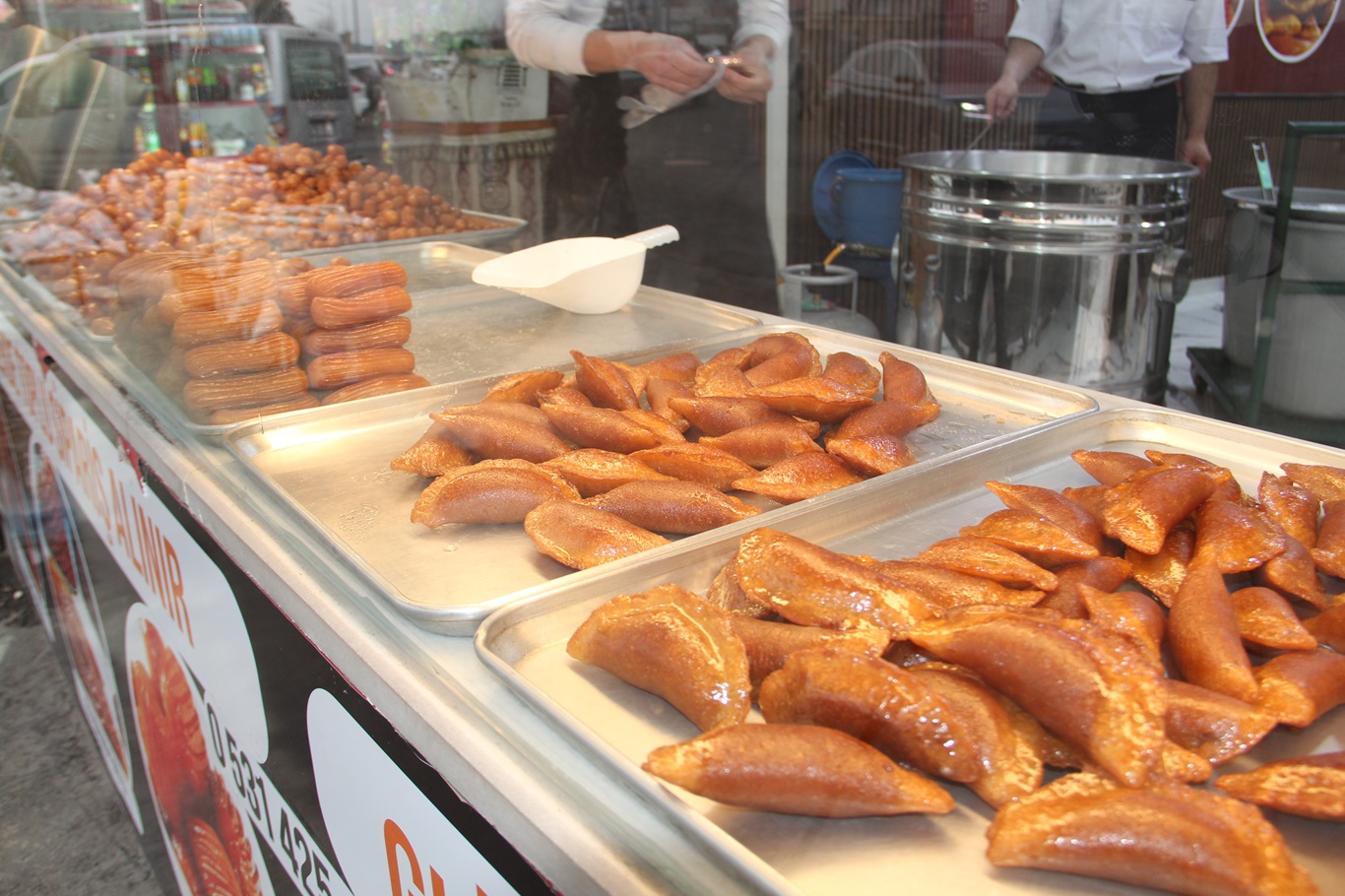 Tatlıcılarda Ramazan mesaisi başladı: Satışlar 5 kat artıyor
