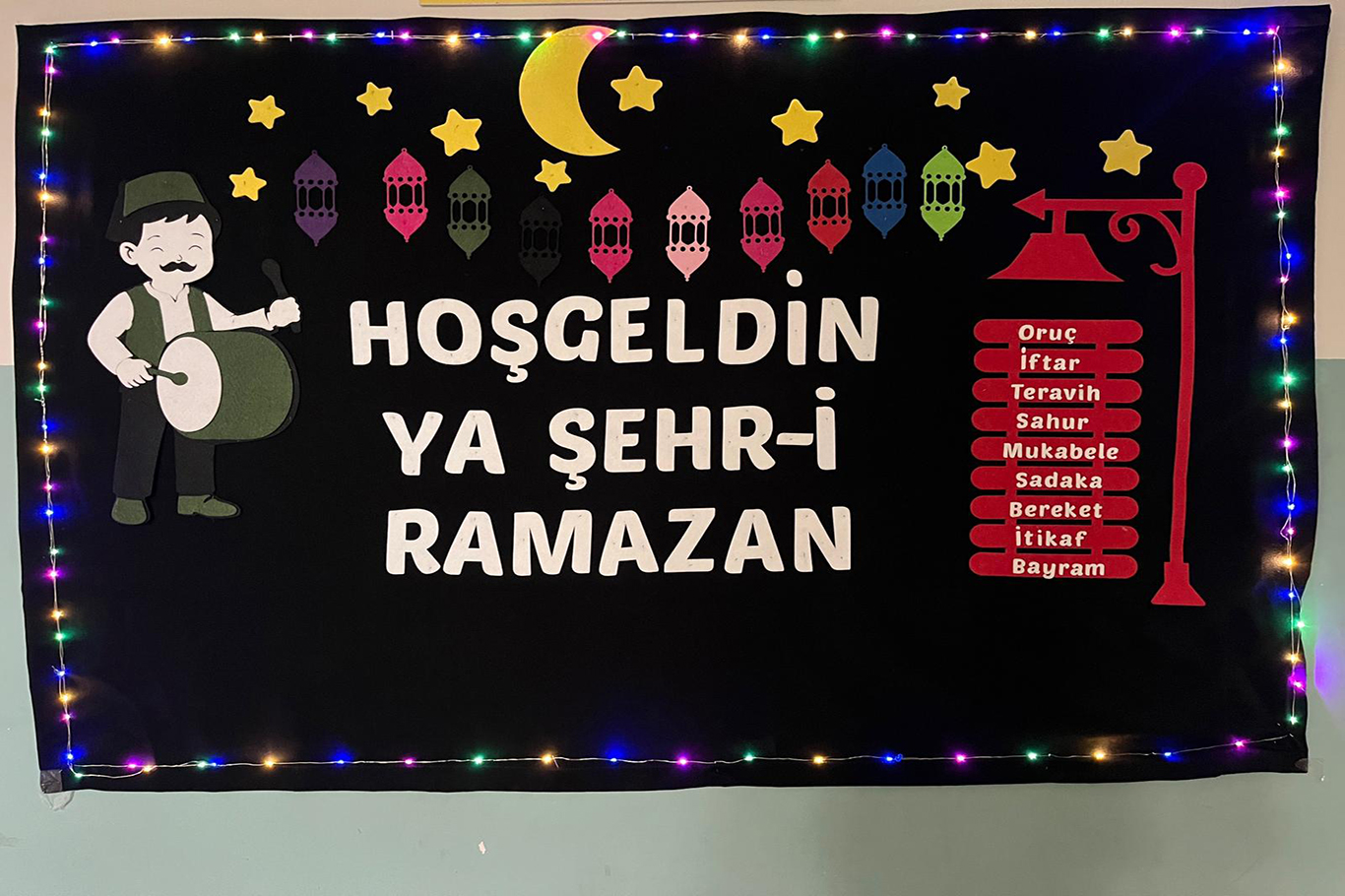 Dibistan ji bo Remezanê hatin xemilandin