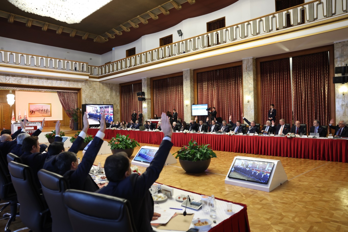 TBMM’de “Terörsüz Türkiye” raporu nitelikli çoğunlukla kabul edildi