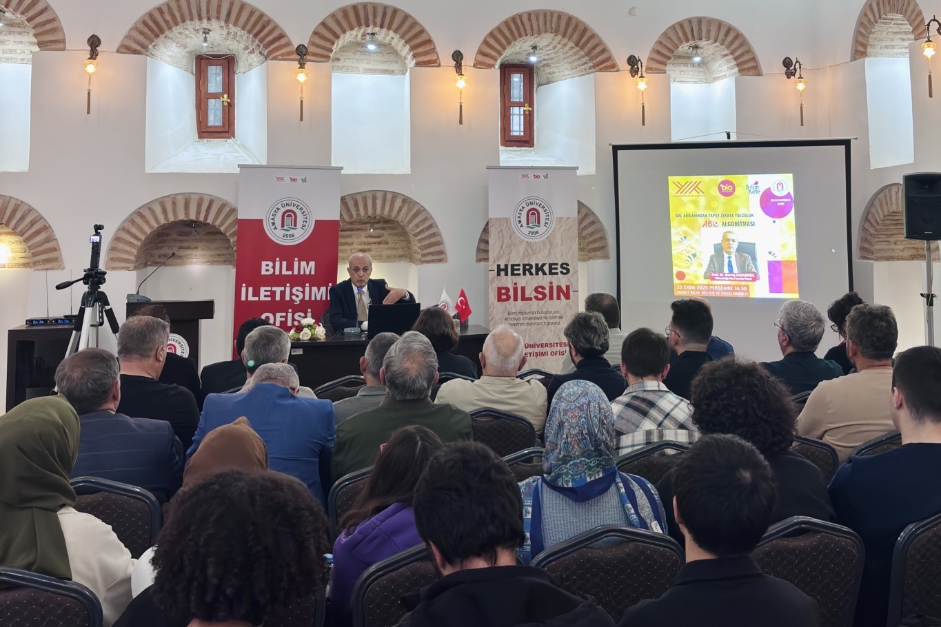 YÖK Başkanı Özvar: Bilim, dört duvar arasına sığmayacak kadar hayati bir değerdir