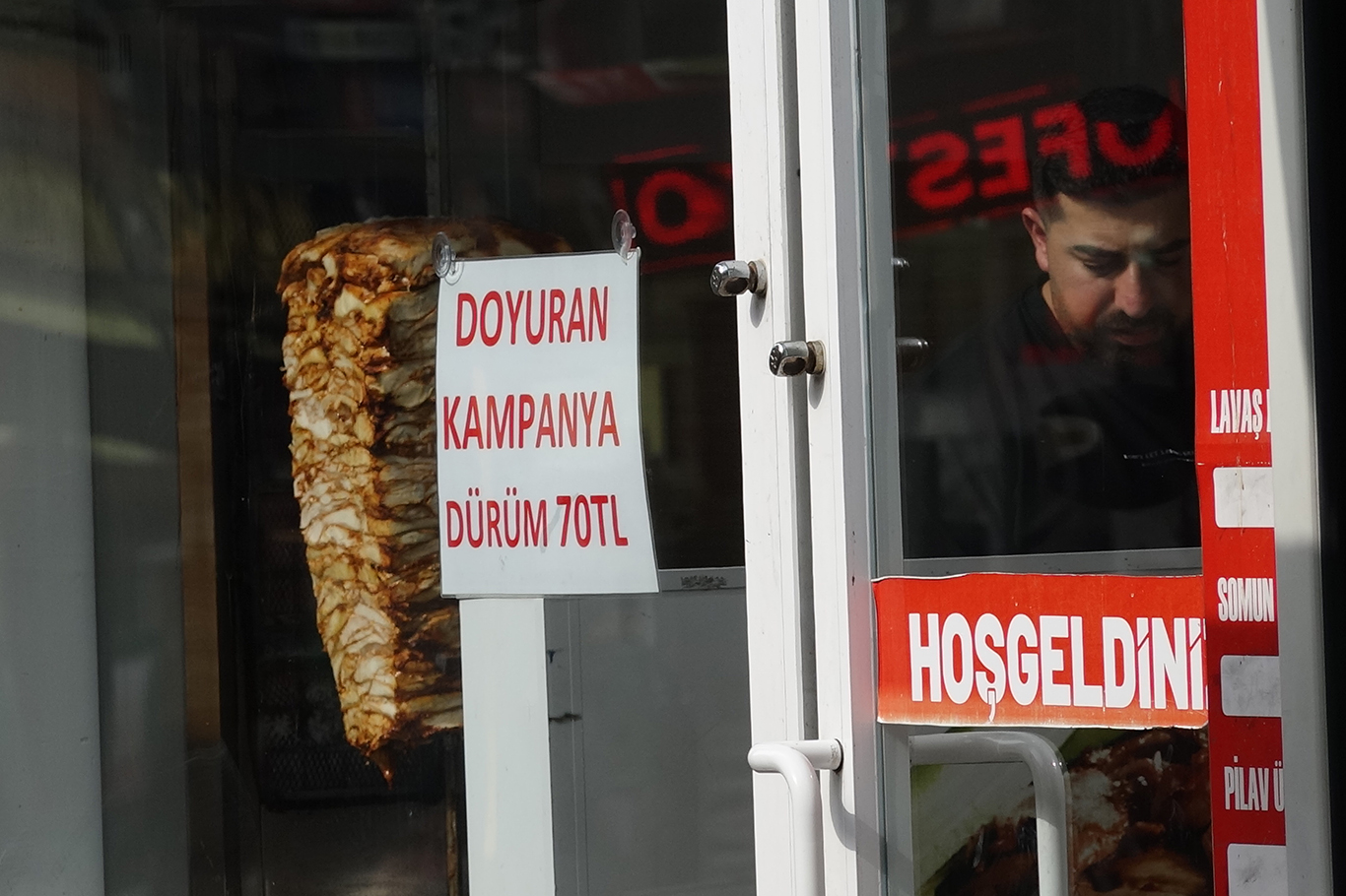 Halka sorduk, Ramazan'da işletmeler açık olsun mu?