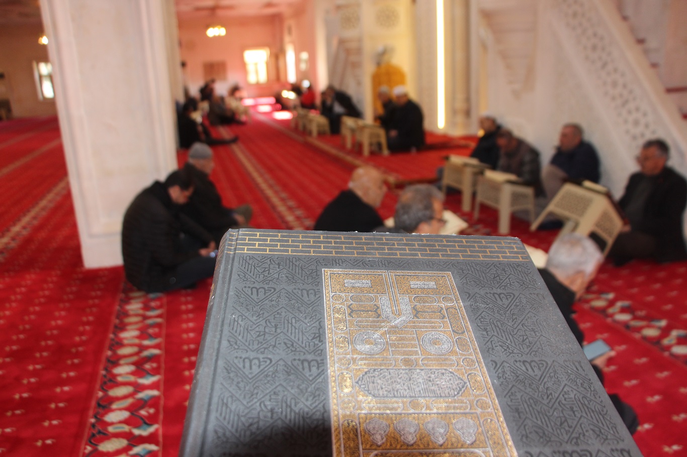 Kur’an ayı olan Ramazanın ilk mukabele geleneği eşsiz manevi atmosferle başladı