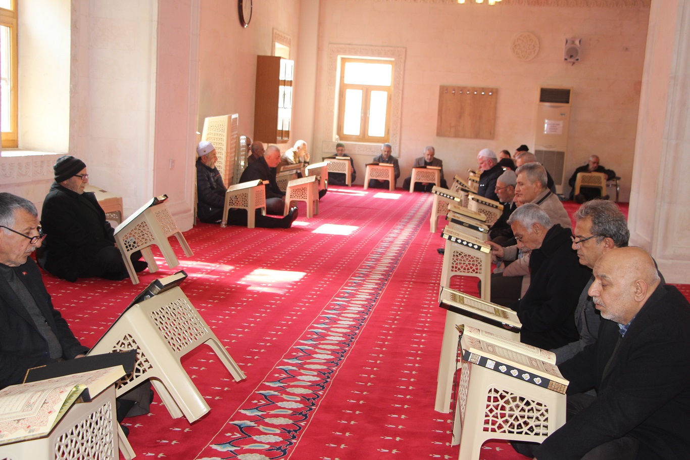 Kur’an ayı olan Ramazanın ilk mukabele geleneği eşsiz manevi atmosferle başladı