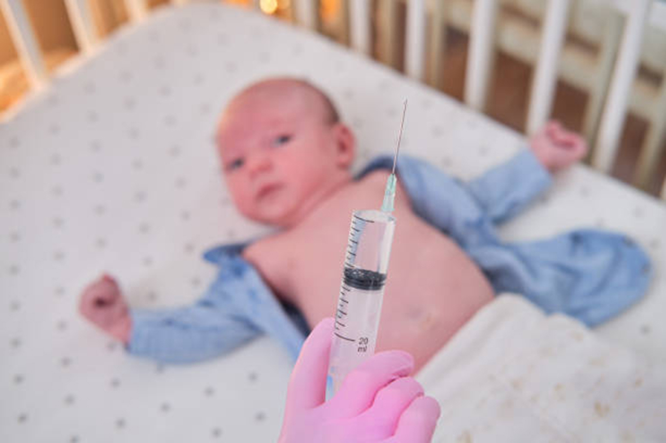 Avukat Çetin Acu: Zorunlu aşı düzenlemesi anayasal hakları tartışmaya açabilir