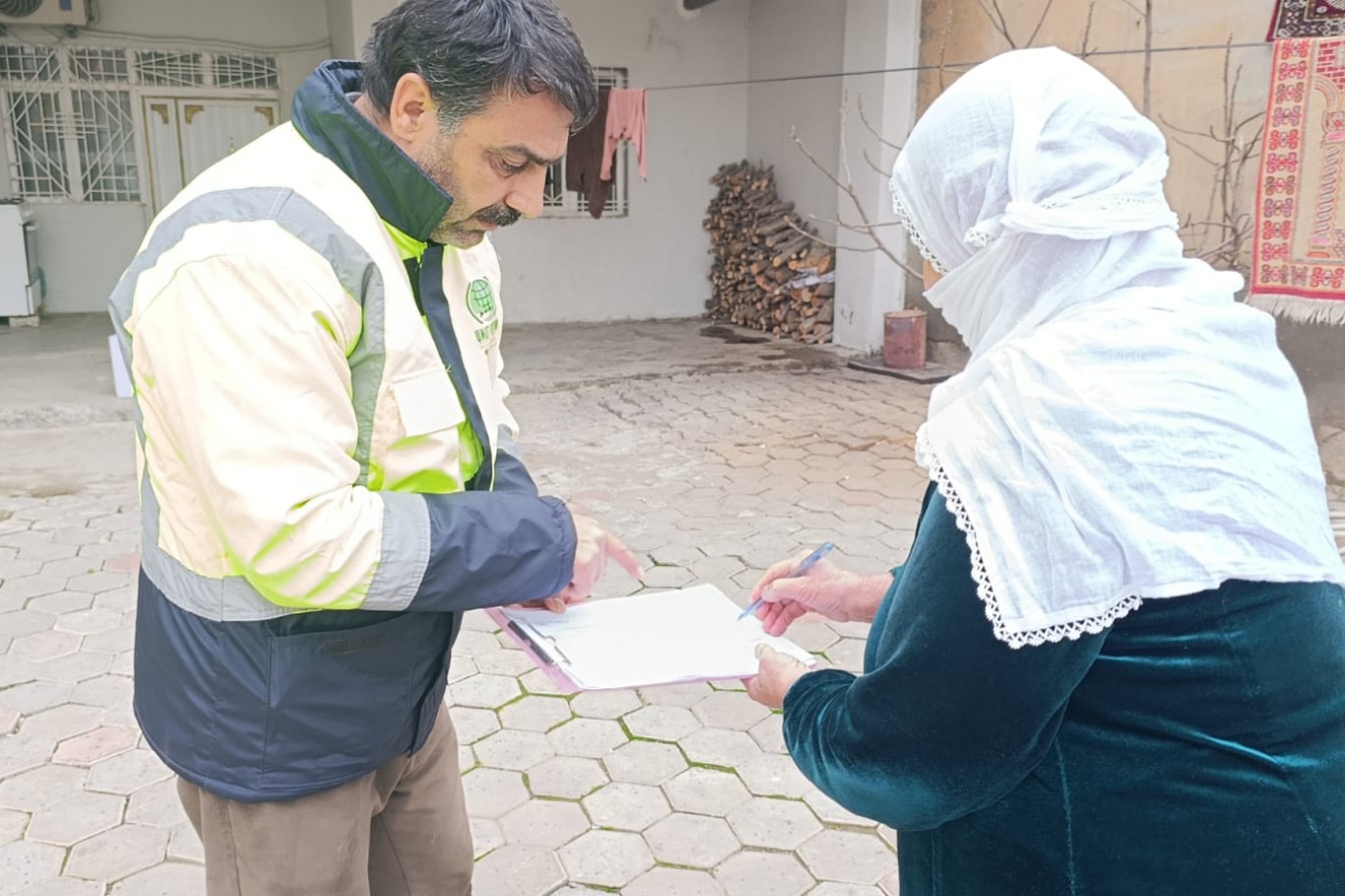 Kızıltepe Umut Kervanı’ndan Ramazan öncesi ihtiyaç sahiplerine gıda yardımı