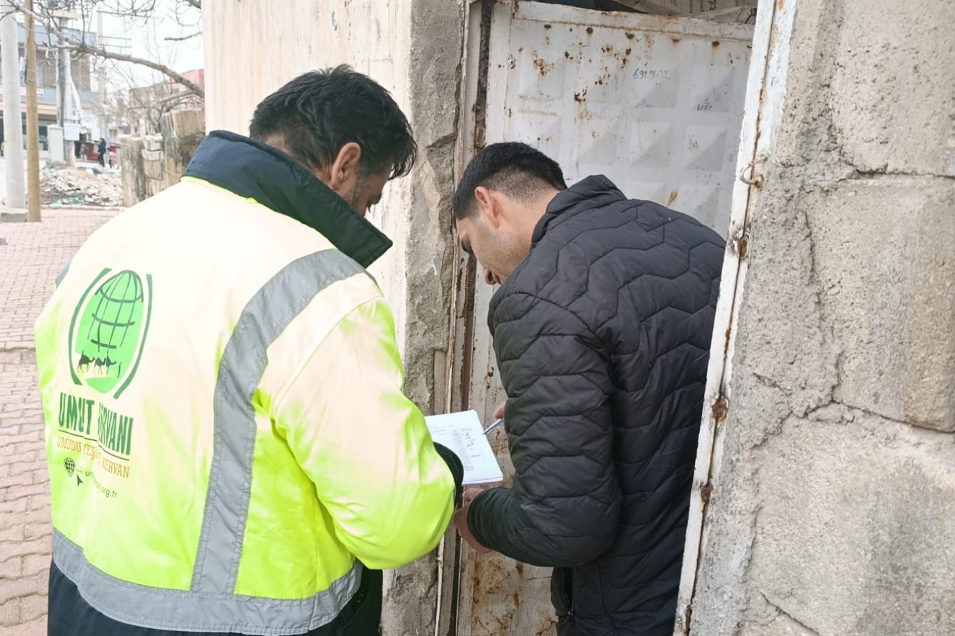 Kızıltepe Umut Kervanı’ndan Ramazan öncesi ihtiyaç sahiplerine gıda yardımı