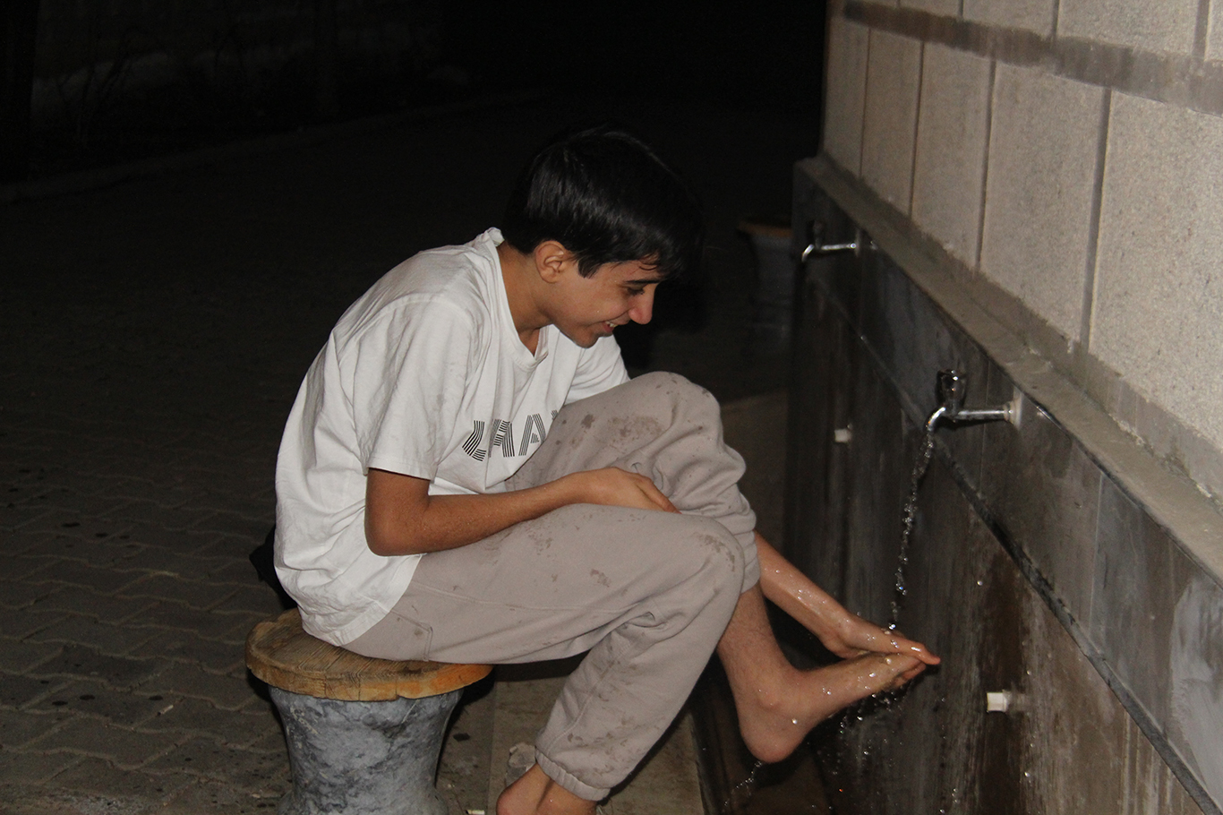 Diyarbakırlılar teravih namazı için camilerde saf tuttu