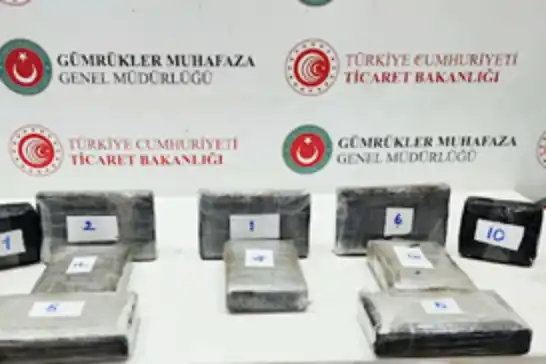 Edirne’de otomobil tamponunda 11 kilo uyuşturucu ele geçirildi