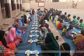 Orphans Foundation distributes hot meals to underprivileged children in Africa
