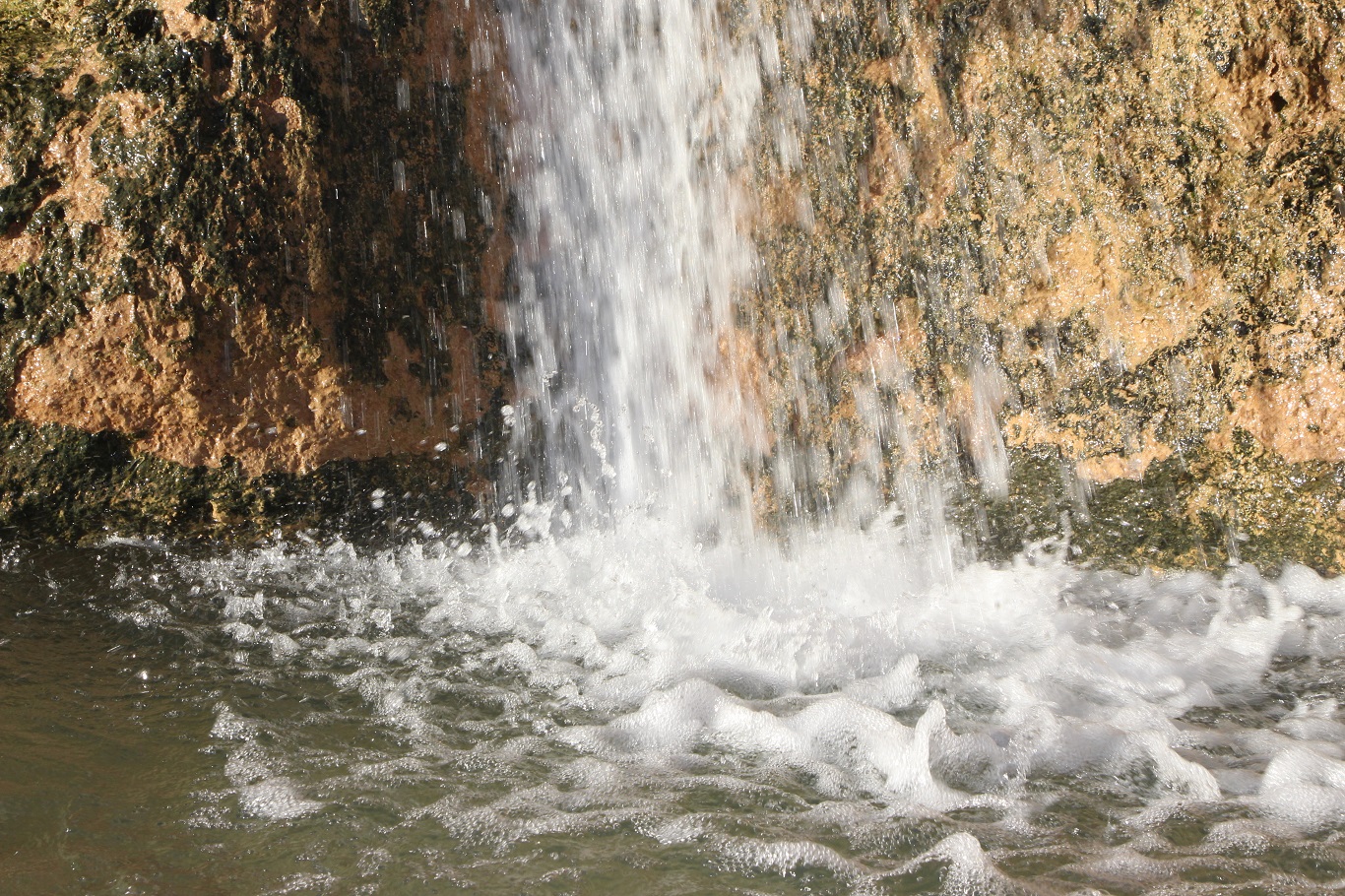"Bereketin sembolü" olan GAP Şelalesi 2 yılın ardından tekrar eski ihtişamına kavuştu