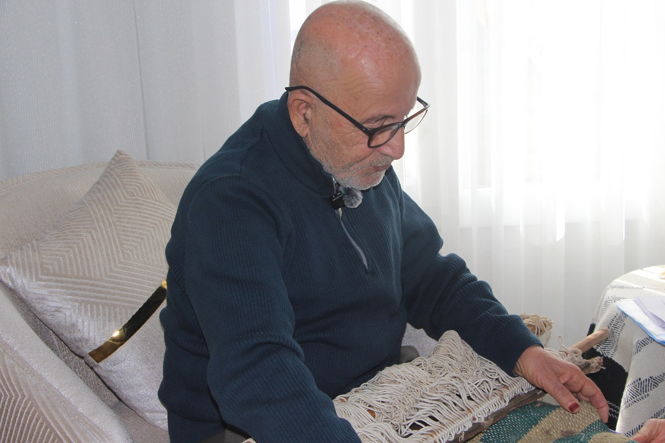 Seccadeleri yarım asırdır ilmek ilmek dokuyan Abdurrahman Usta: Yaklaşık 150 eleman yetiştirdim