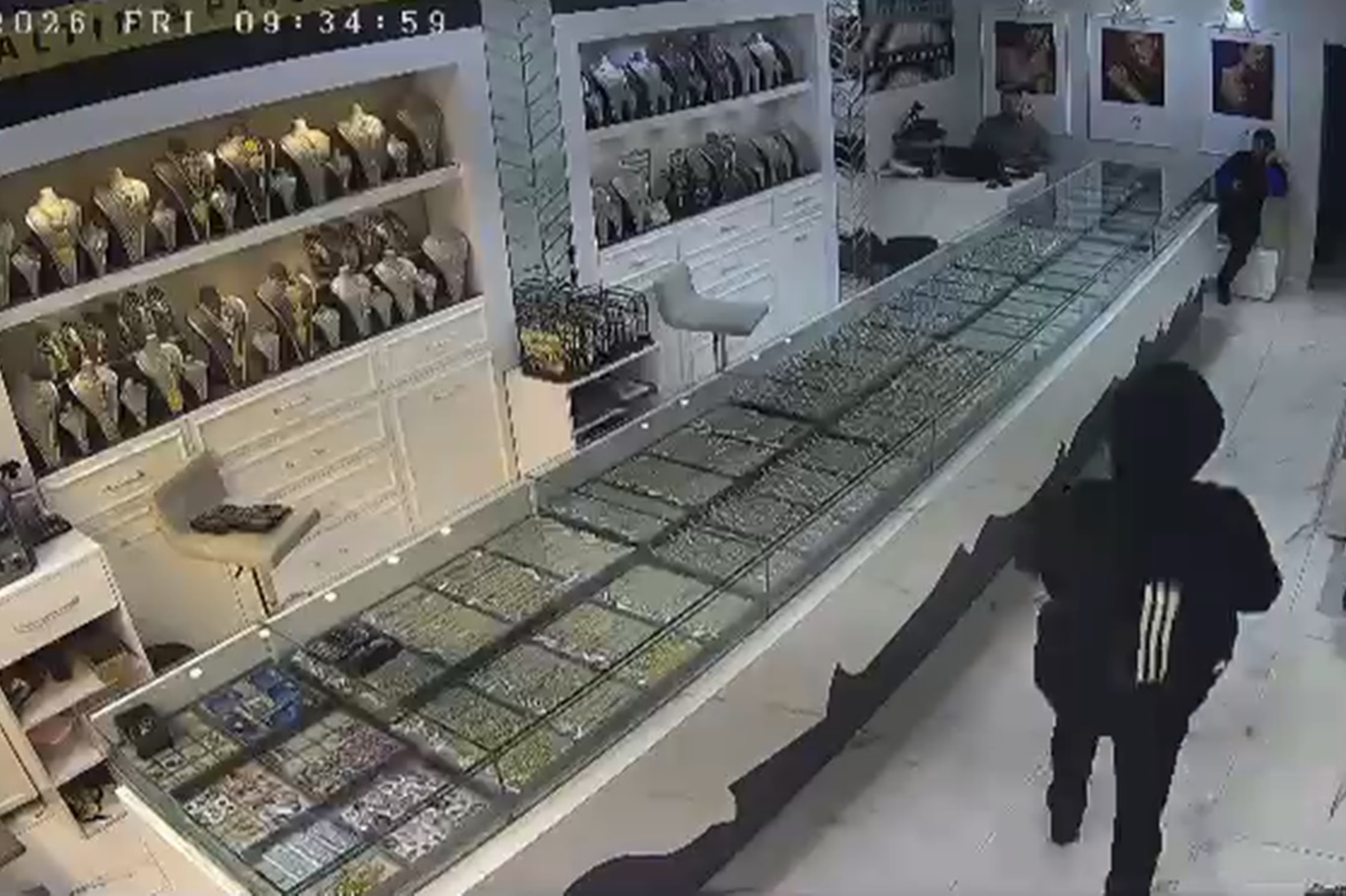 Kuyumcu soygununun güvenlik kamerası görüntüleri ortaya çıktı