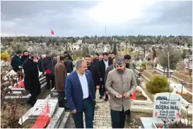 النائب في حزب الهدى فاروق دينتش يزور ملطية في الذكرى الثالثة لزلازل 6 شباط