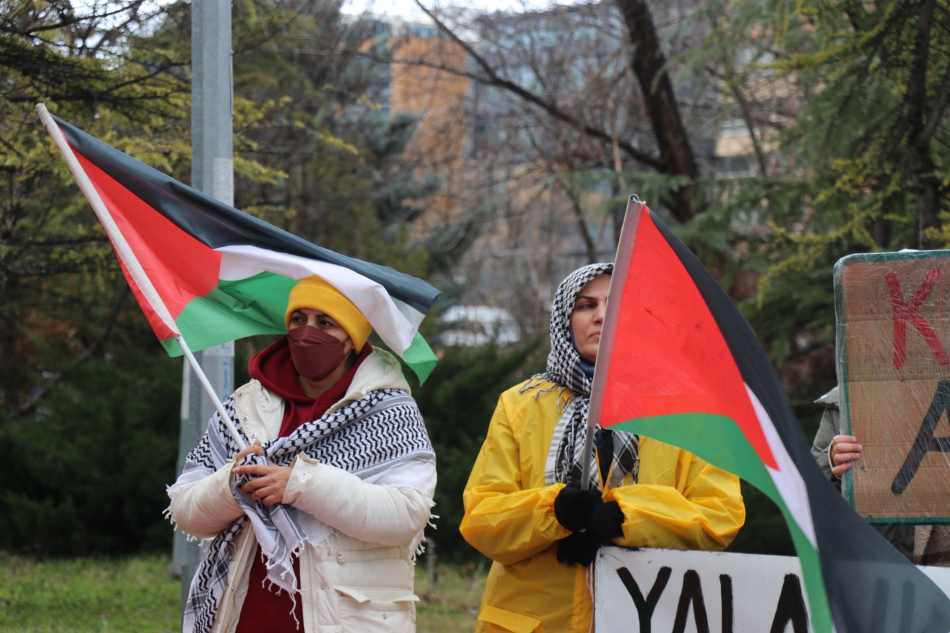 ABD Büyükelçiliği önünde Gazze Nöbeti: Gerçek adalet sağlanana kadar susmayacağız
