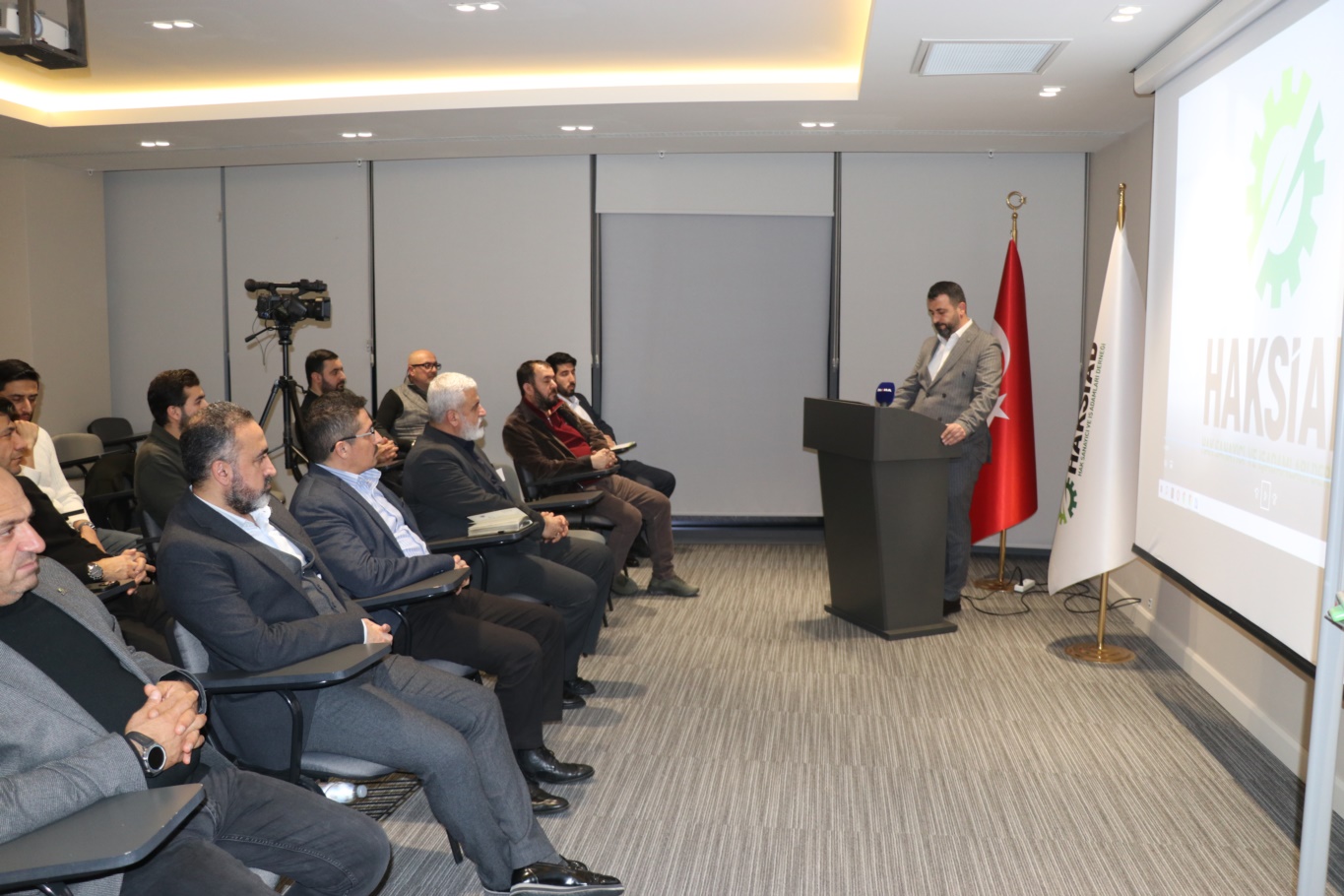 HAKSİAD Genel Başkanı Turgut: Emperyalist ABD’ye karşı bizim güçlü olma zamanımız gelmiştir