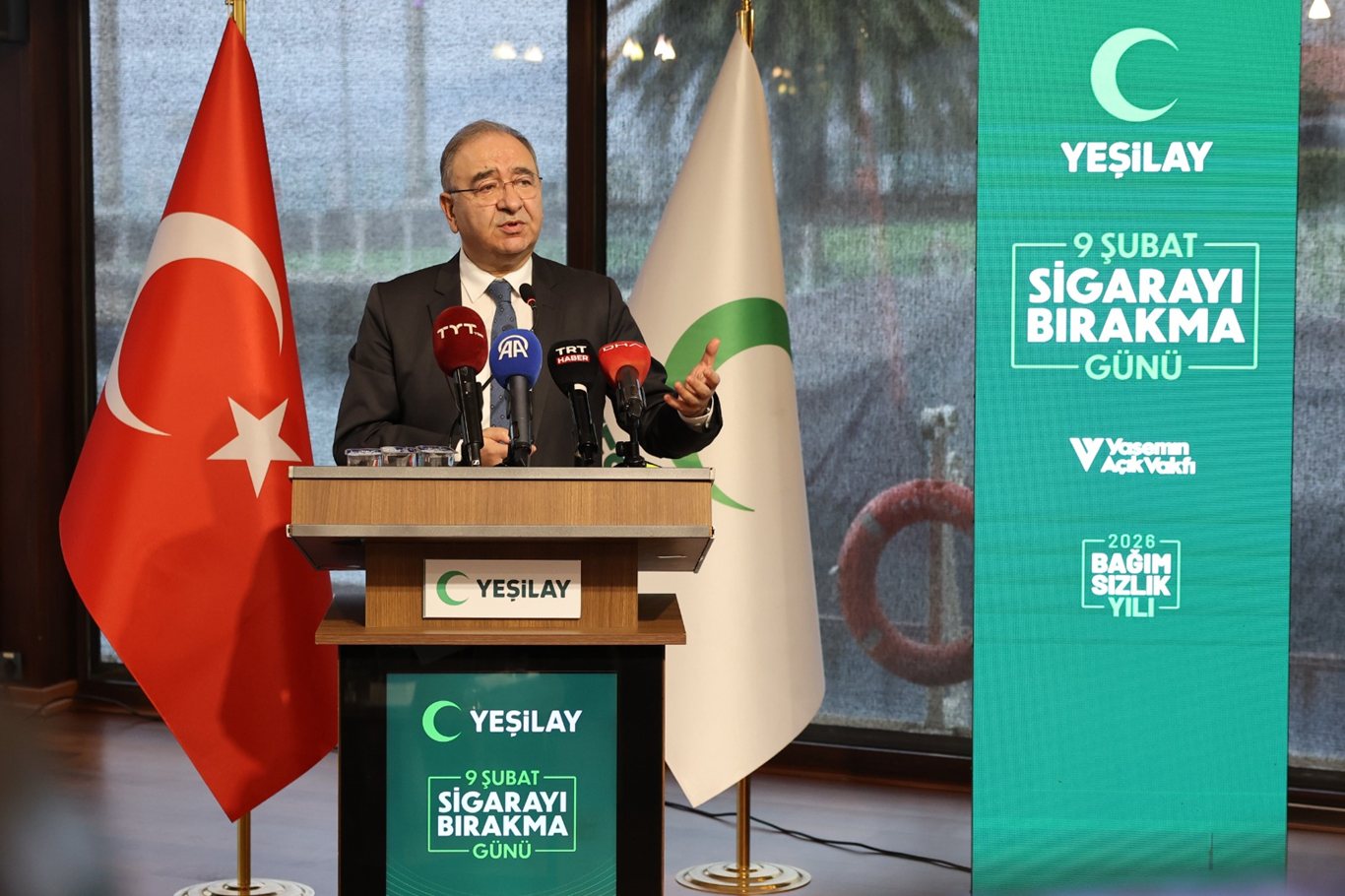 9 Şubat Sigarayı Bırakma Günü kapsamında Yeşilay Genel Merkezi Sepetçiler Kasrı’nda bir program düzenlendi.