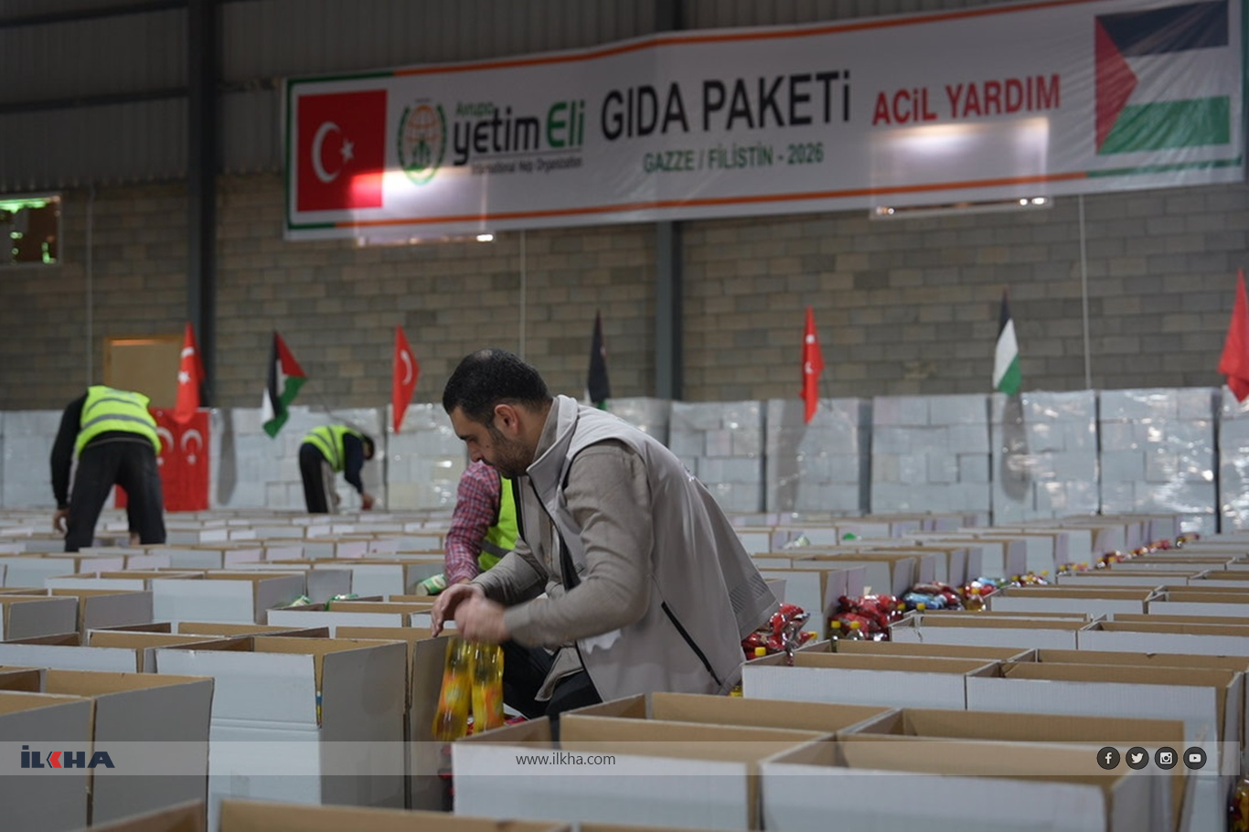 بارهەڵگرەکانی هاوکاری یەتیم ئەلی ئەوروپا بەرەو غەززە بەڕێوەکەوتن