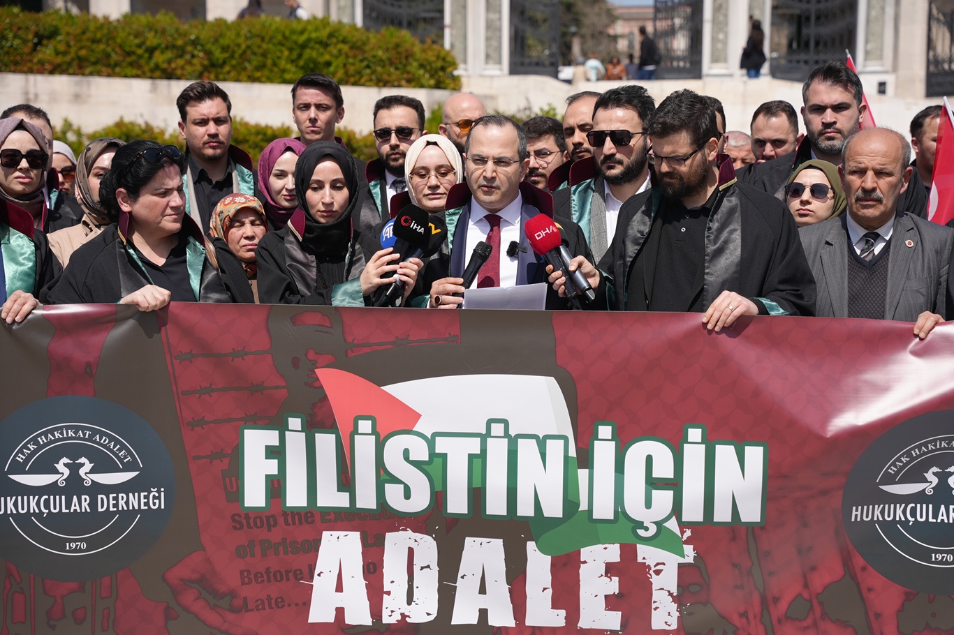    Hukukçular Derneği'nden idam yasasına tepki: Tek başına bile savaş suçudur