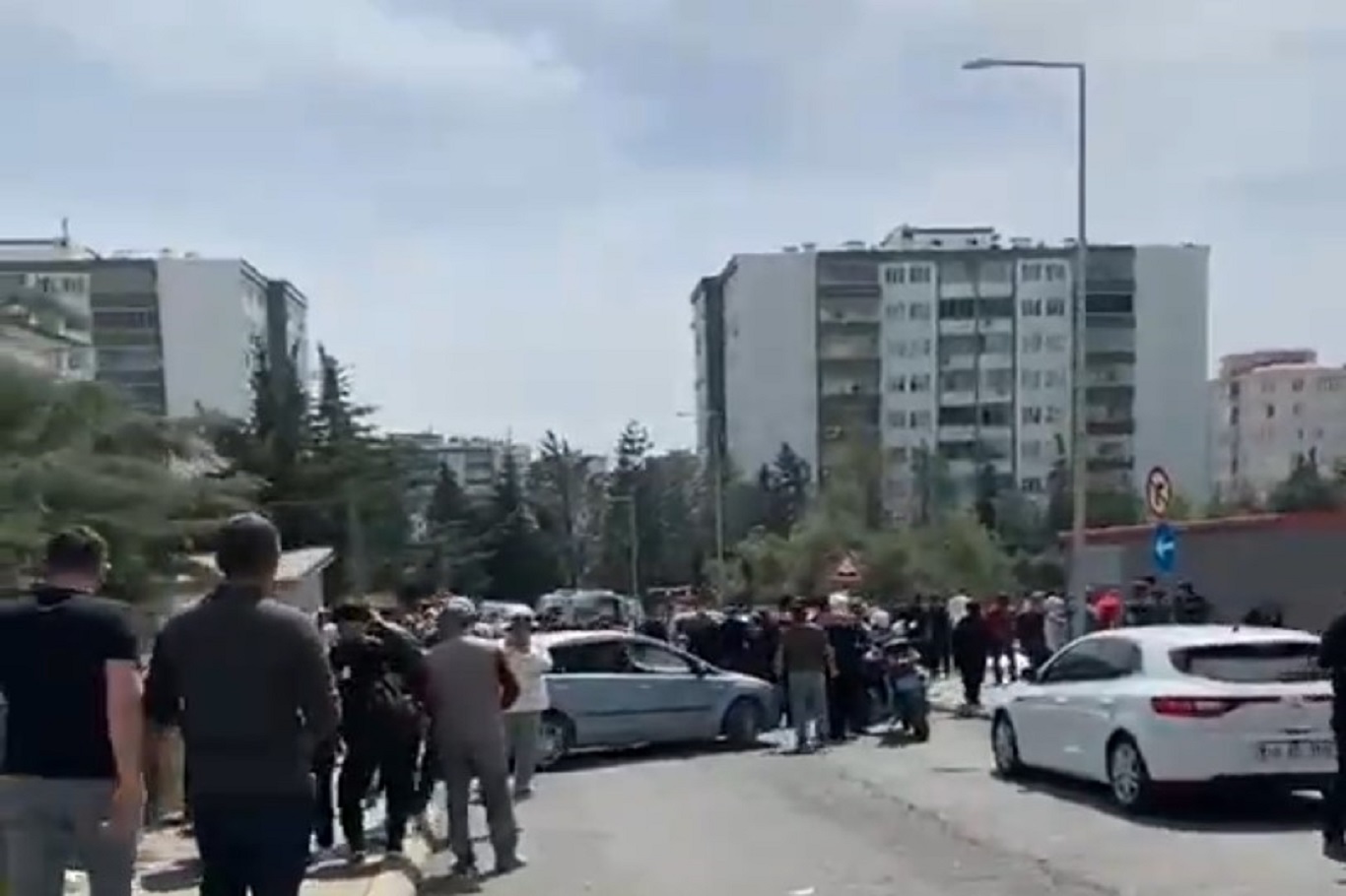 Kahramanmaraş’ta okulda silahlı saldırı: Ölü ve yaralılar var