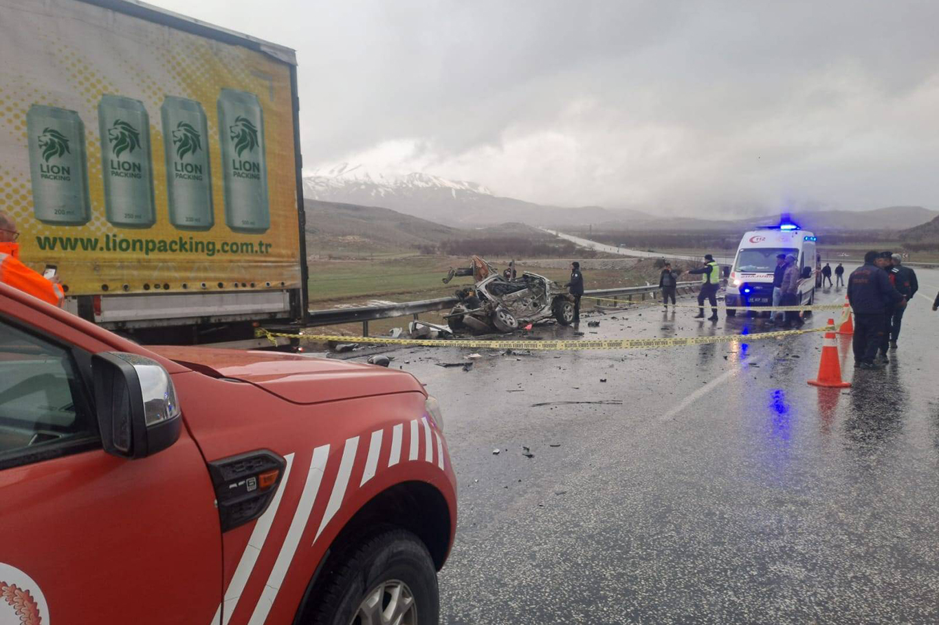 Malatya'da feci kaza: 3 ölü, 1 yaralı
