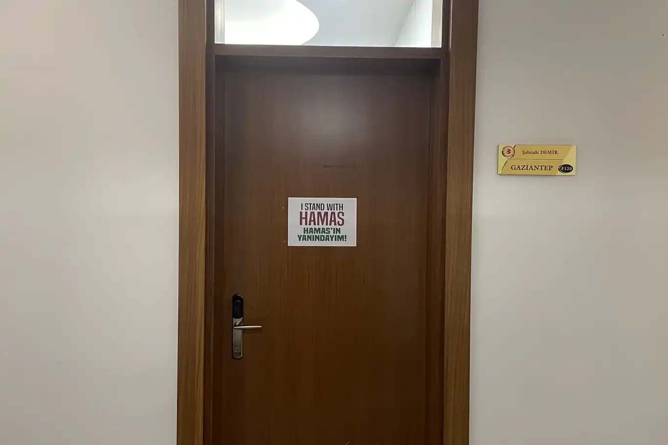 HÜDA PAR Milletvekili Demir'den "HAMAS'ın yanındayım" mesajı